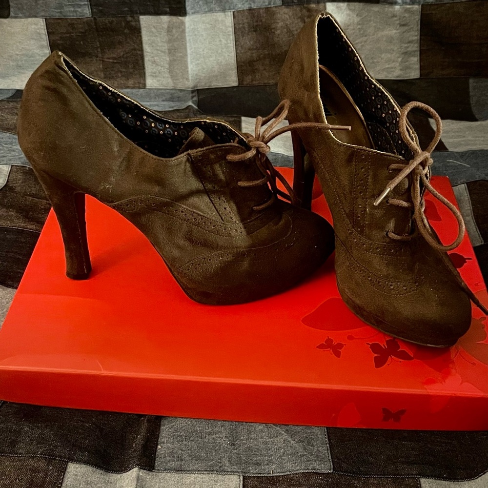 Fioni high heel oxfords